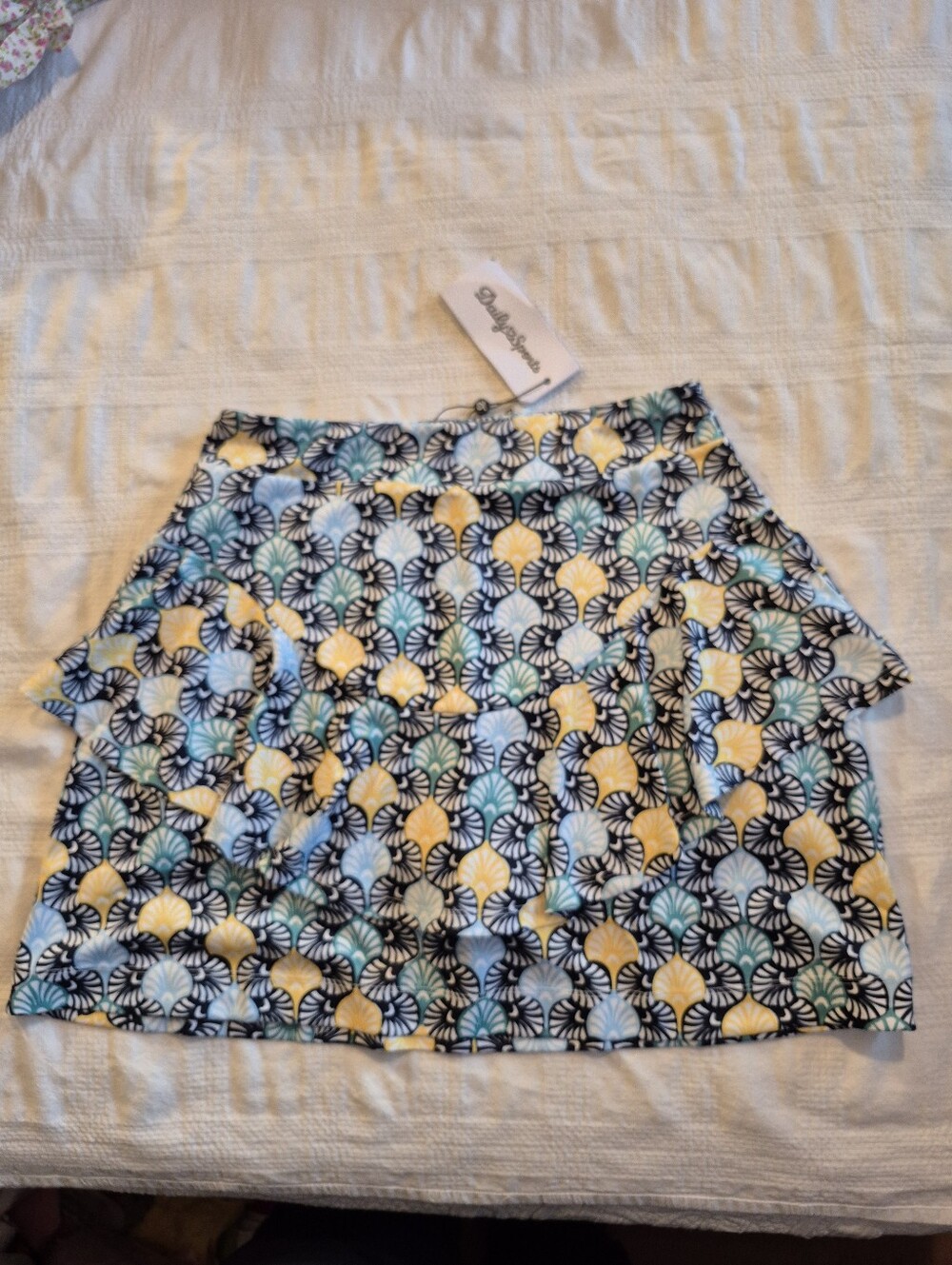 Daily Sports women's Small Navy Fia Skort golf activewear skort Fan pattern NWT